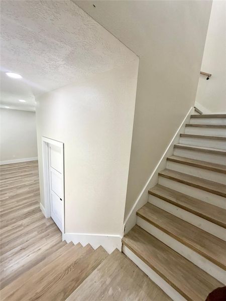 Spacious, unfurnished interior of a new home in , Shepherd (Image 28).