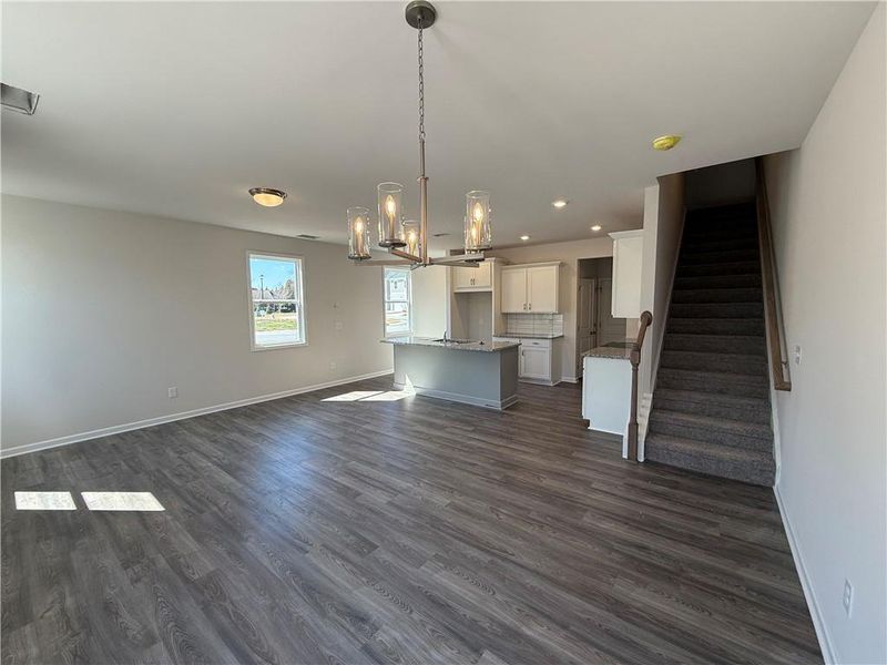 Spacious, unfurnished interior of a new home in Longview Run, Decatur (Image 12).