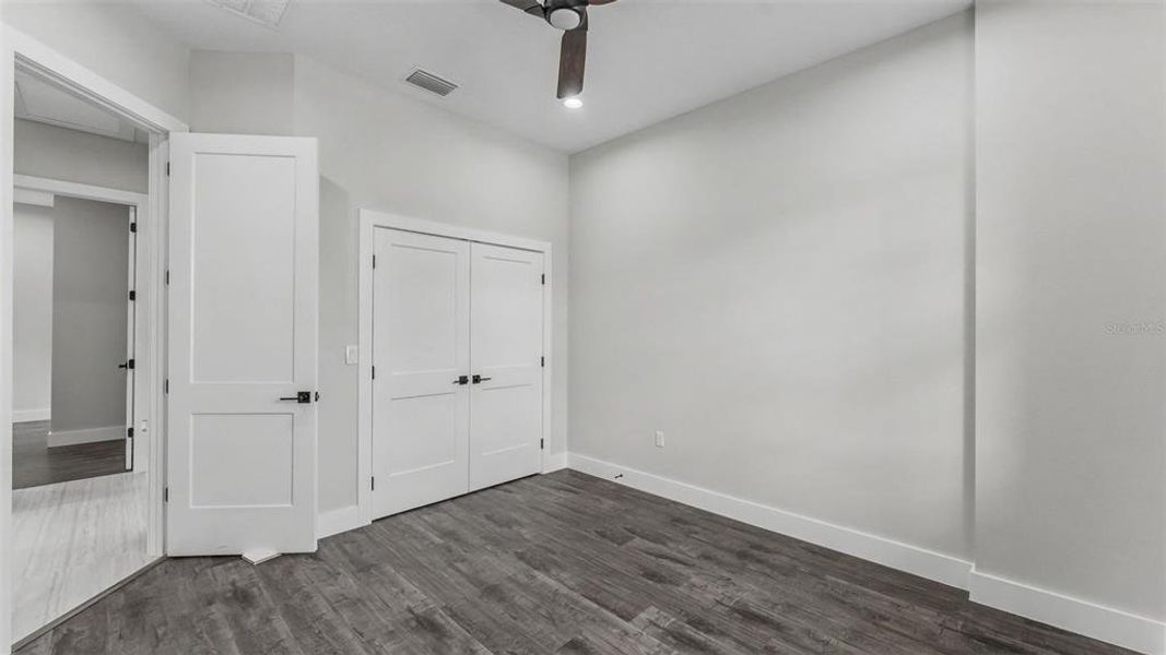 Spacious, unfurnished interior of a new home in , Lakeland (Image 46).