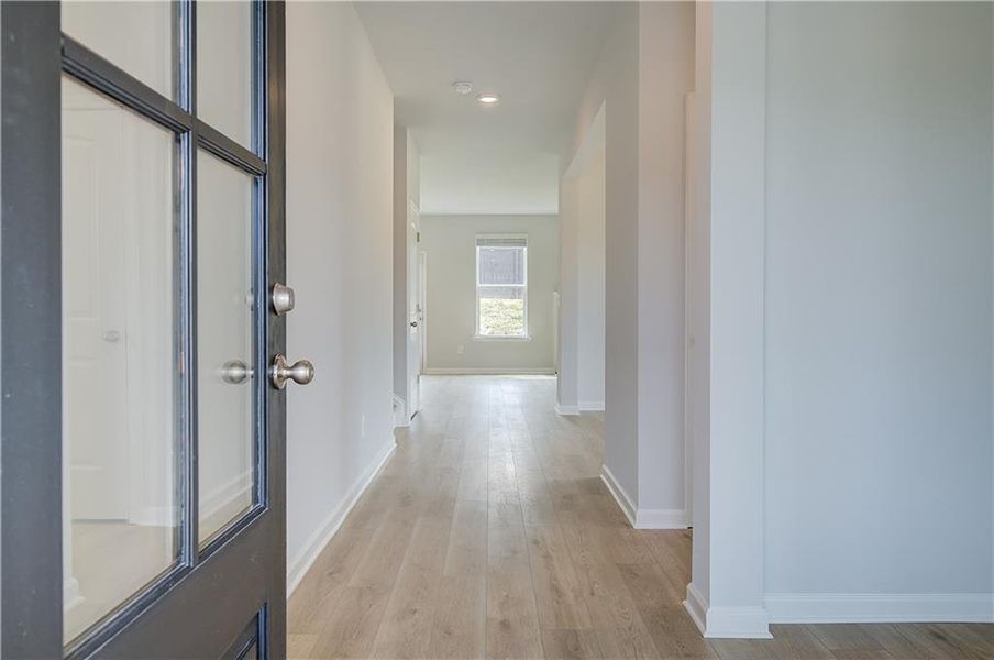 Spacious, unfurnished interior of a new home in Abbotts Crossing, Conyers (Image 30). Spacious, unfurnished interior of a new home in Abbotts Crossing, Conyers (Image 30).