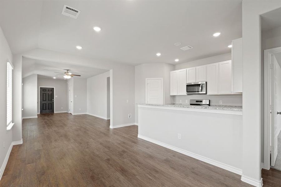 Image 15 of a home in Rocky Creek Crossing. Image 15 of a home in Rocky Creek Crossing.