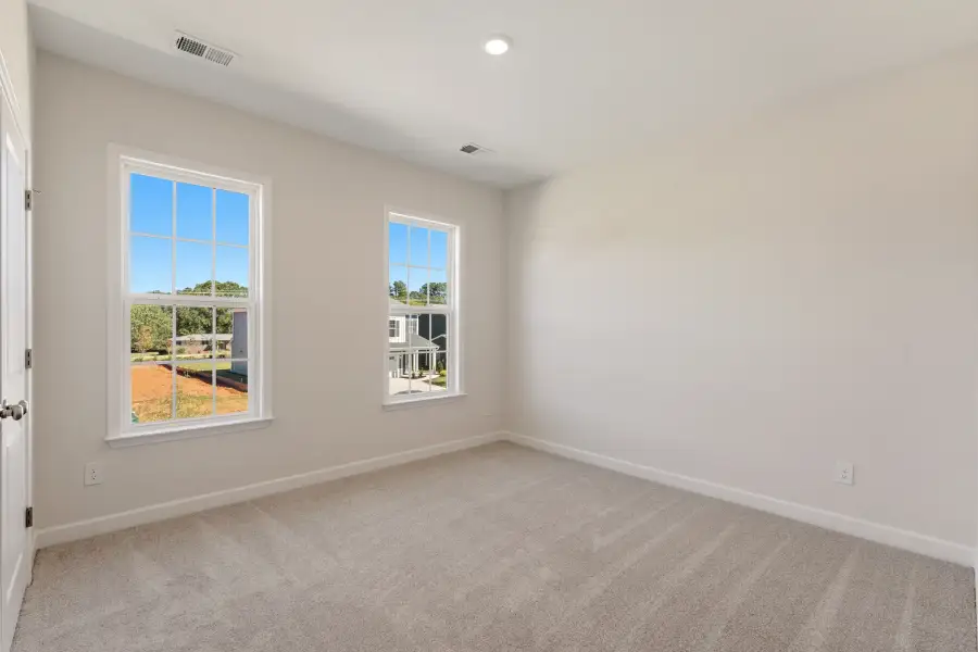 Spacious, unfurnished interior of a new home in Ridgecrest at Midway, Anderson (Image 23).