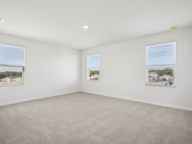 Spacious, unfurnished interior of a new home in Cagan Crossings West, Clermont (Image 10). Spacious, unfurnished interior of a new home in Cagan Crossings West, Clermont (Image 10).