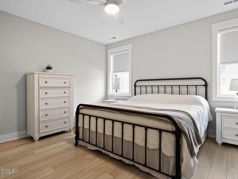 020-1280x960-primary-br 020-1280x960-primary-br