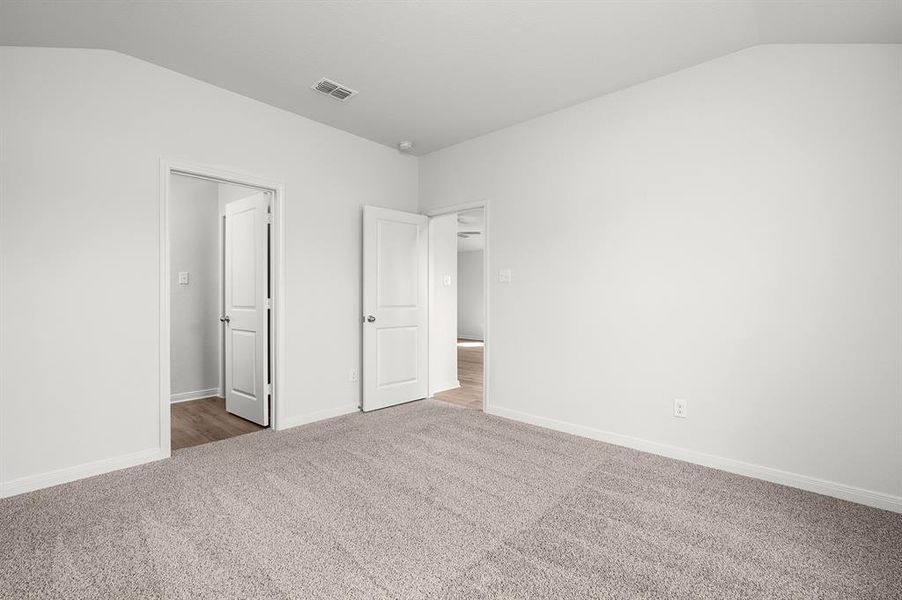 Spacious, unfurnished interior of a new home in Big Sky Estates, Ponder (Image 3).