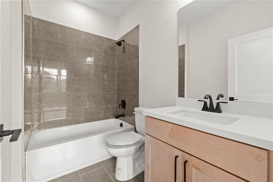 Furnished interior view inside a new home in , Alpharetta (Image 12).