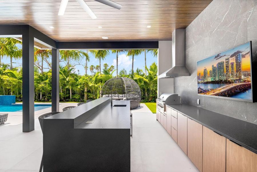 Summer Kitchen and Bar