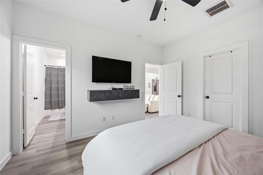 Furnished interior view inside a new home in , Houston (Image 14).