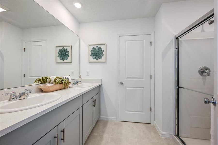 Furnished interior view inside a new home in Waterstone, Groveland (Image 31).