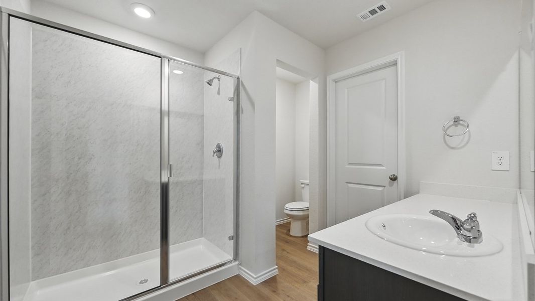 Furnished interior view inside a new home in Oak Valley Estates, Bullard (Image 5).