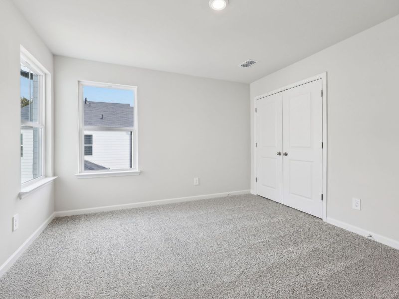 Spacious, unfurnished interior of a new home in Brooks Lake, Loganville (Image 19). Spacious, unfurnished interior of a new home in Brooks Lake, Loganville (Image 19).