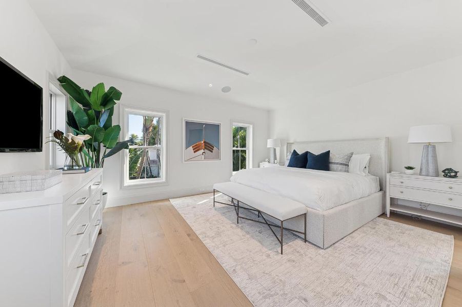 Upstairs BedroomRoom Upstairs BedroomRoom