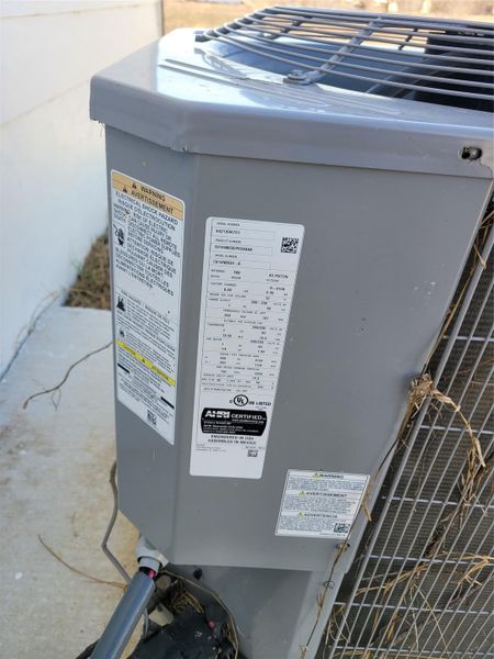 An essential air conditioning unit provides comfort and efficiency to the residence. An essential air conditioning unit provides comfort and efficiency to the residence.