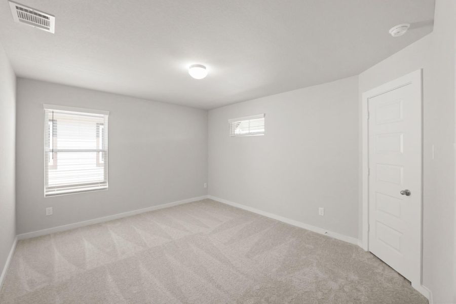Spacious, unfurnished interior of a new home in Cypresswood Landing, Humble (Image 34).