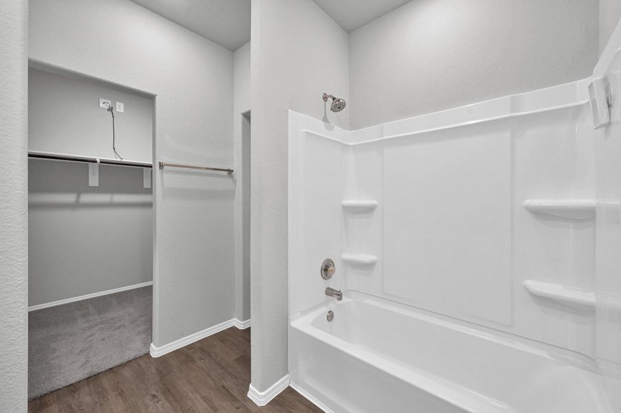 Image 22 of a home in Hidden Creek.