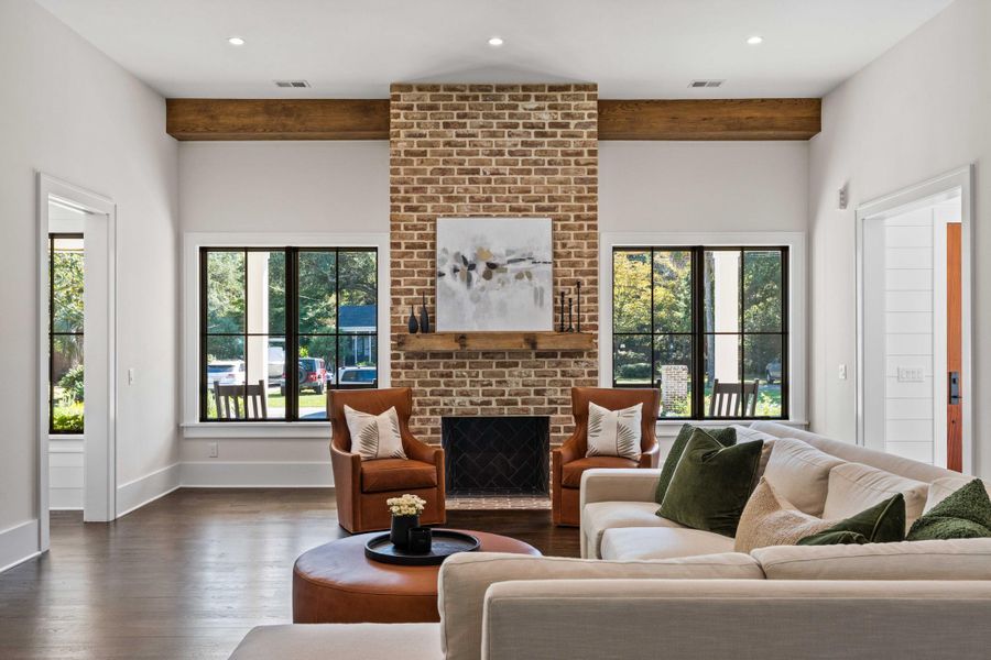 Image 52 of a home in .