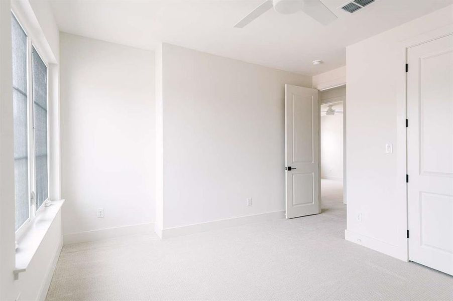 Spacious, unfurnished interior of a new home in , Aledo (Image 34). Spacious, unfurnished interior of a new home in , Aledo (Image 34).