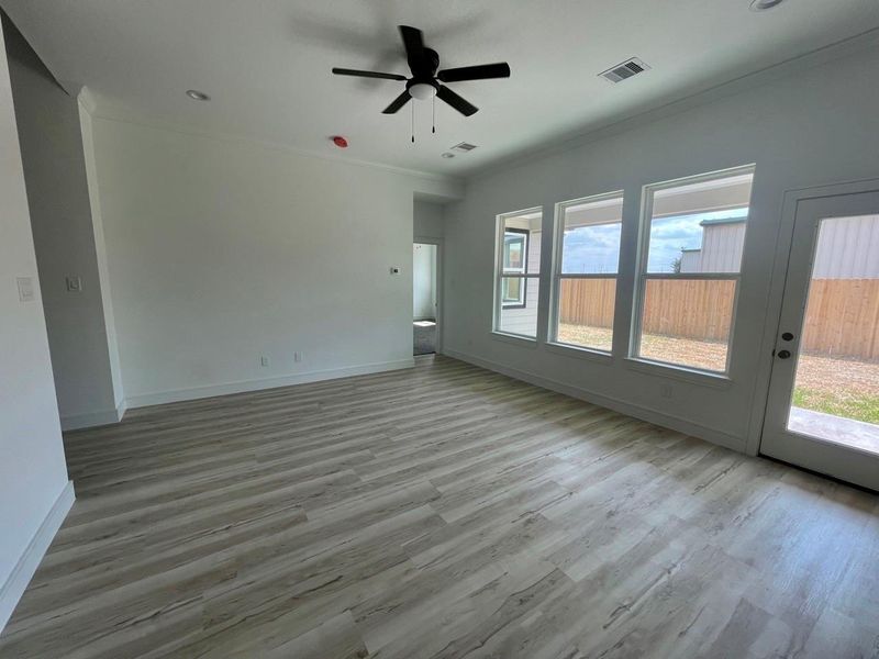 Spacious, unfurnished interior of a new home in , El Campo (Image 36). Spacious, unfurnished interior of a new home in , El Campo (Image 36).
