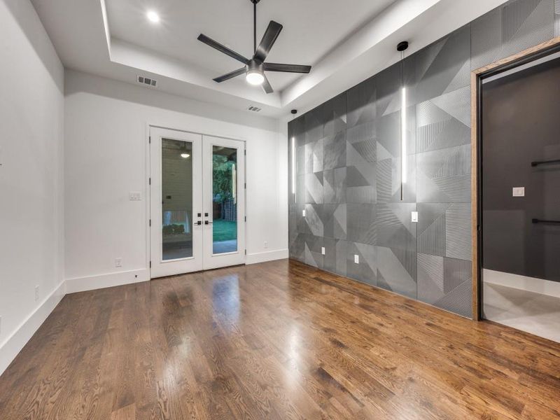 Spacious, unfurnished interior of a new home in , Dallas (Image 23).