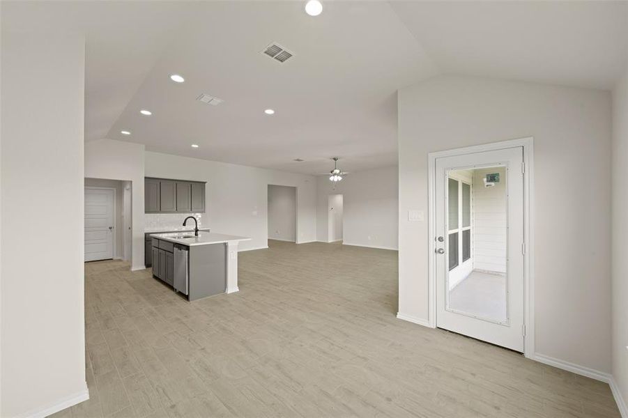 733 Stone Eagle- Dining -3