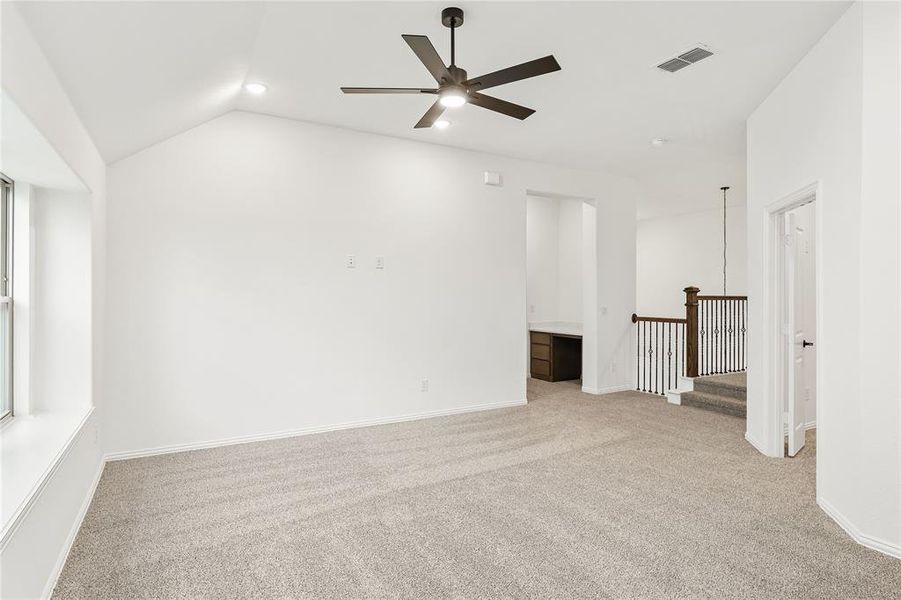 Spacious, unfurnished interior of a new home in Stone River Glen 60s, Royse City (Image 35).
