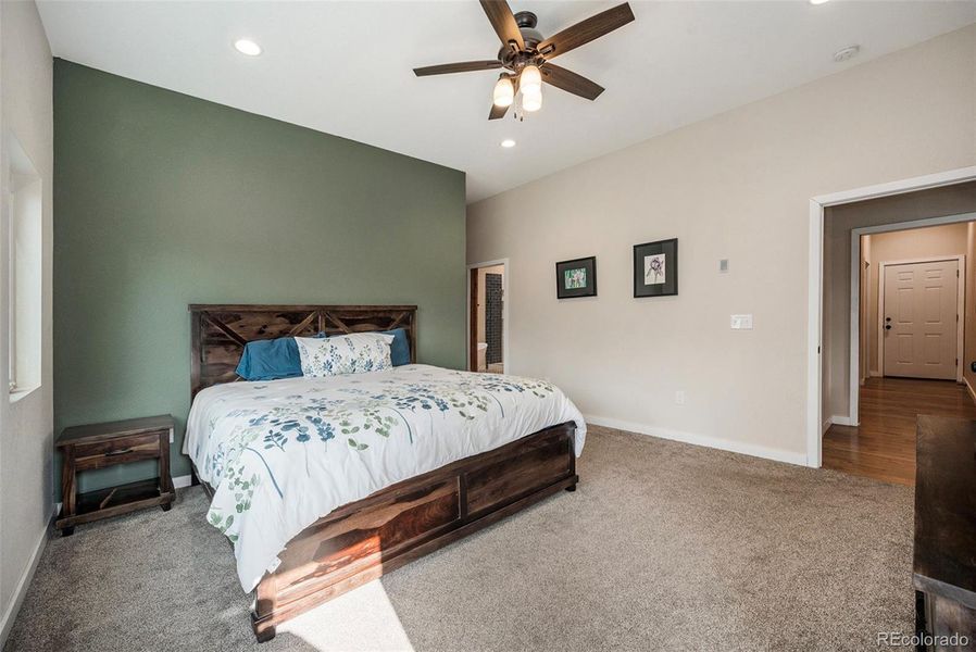 Furnished interior view inside a new home in , Evergreen (Image 23).