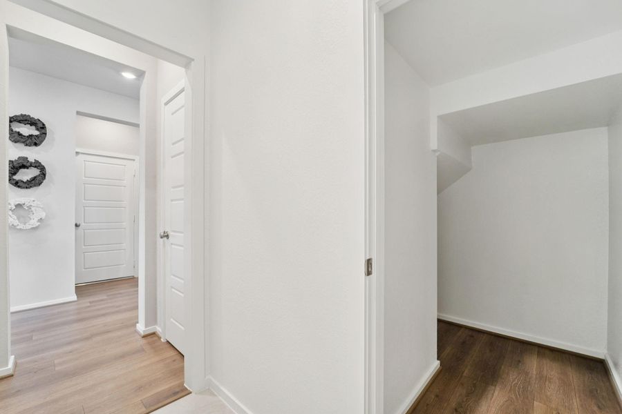 Photo is not of the actual home, but is an inspirational photo of builder’s model home and may depict options, furnishings, and/or decorator features that are not included Photo is not of the actual home, but is an inspirational photo of builder’s model home and may depict options, furnishings, and/or decorator features that are not included