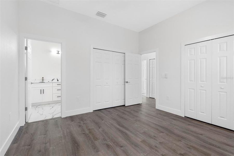 Spacious, unfurnished interior of a new home in , New Port Richey (Image 20).
