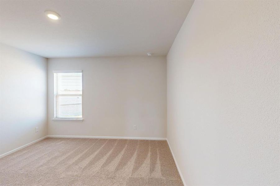 Spacious, unfurnished interior of a new home in Kings Way, Denton (Image 36).