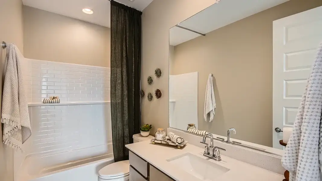 3524 Cottonwood Bath2 F2 Base5 3524 Cottonwood Bath2 F2 Base5