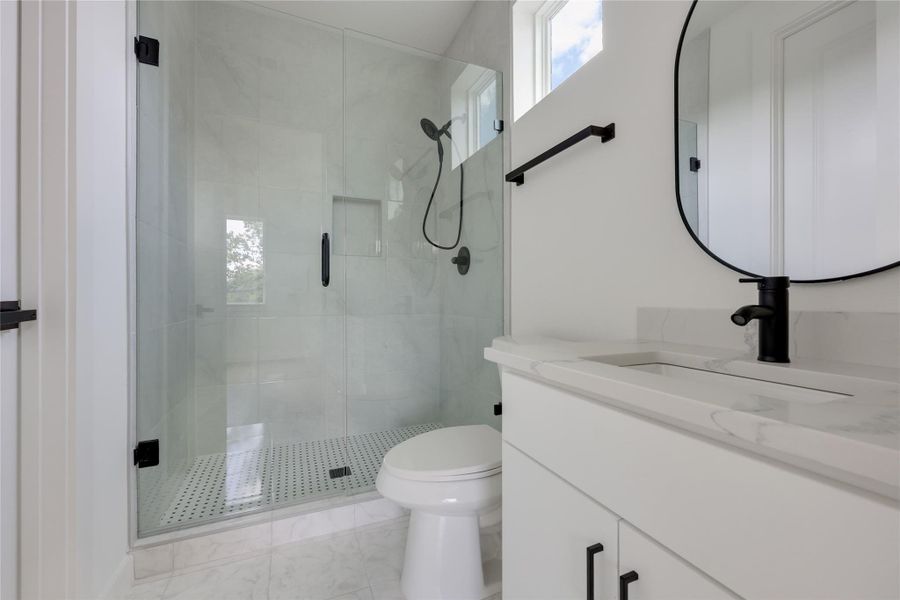 Furnished interior view inside a new home in , Austin (Image 8).