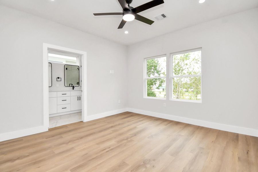 Spacious, unfurnished interior of a new home in , Houston (Image 30). Spacious, unfurnished interior of a new home in , Houston (Image 30).
