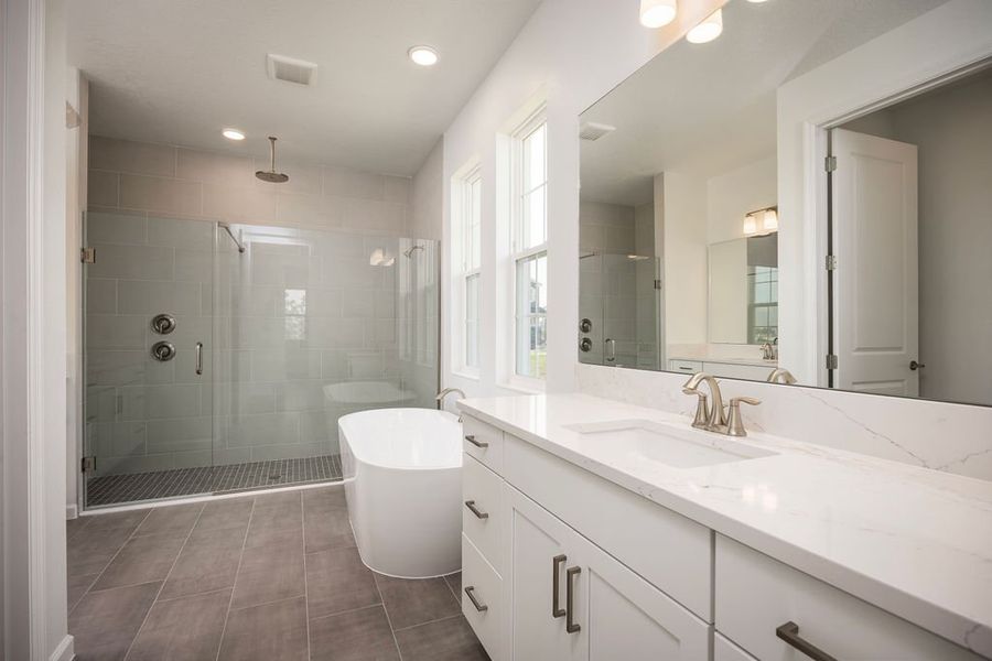 Owner's Bathroom Owner's Bathroom