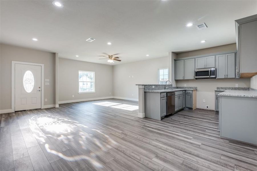 Similar home: Kitchen and dining area