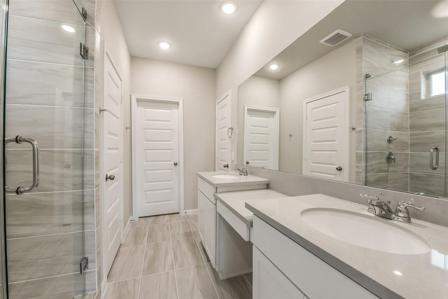 Image 4 of a home in Anderson Lakes.