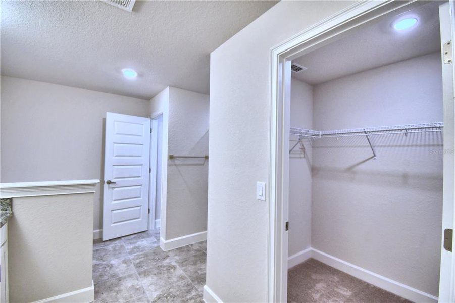 Spacious, unfurnished interior of a new home in Cadence Crossing, Auburndale (Image 25).