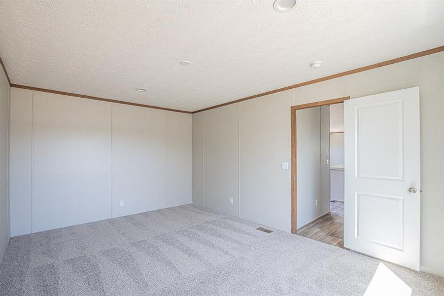 Spacious, unfurnished interior of a new home in , Runaway Bay (Image 17). Spacious, unfurnished interior of a new home in , Runaway Bay (Image 17).