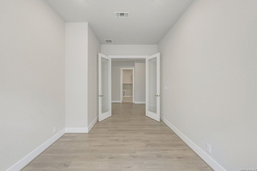 Spacious, unfurnished interior of a new home in Windsong - Legacy Series, Boerne (Image 46). Spacious, unfurnished interior of a new home in Windsong - Legacy Series, Boerne (Image 46).