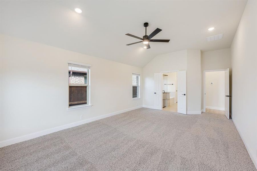 Spacious, unfurnished interior of a new home in Silo Mills, Joshua (Image 31). Spacious, unfurnished interior of a new home in Silo Mills, Joshua (Image 31).