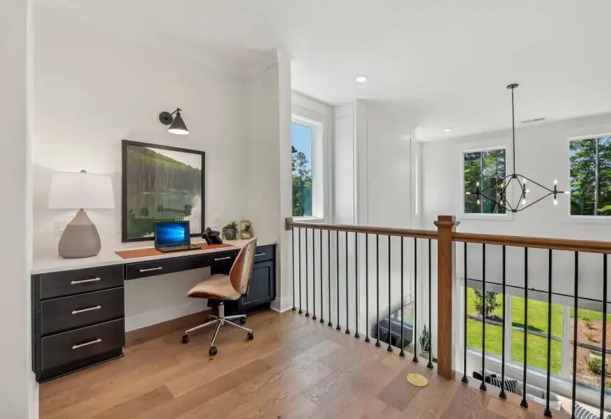 Logan Model Loft, Windell Woods - 10 of 15