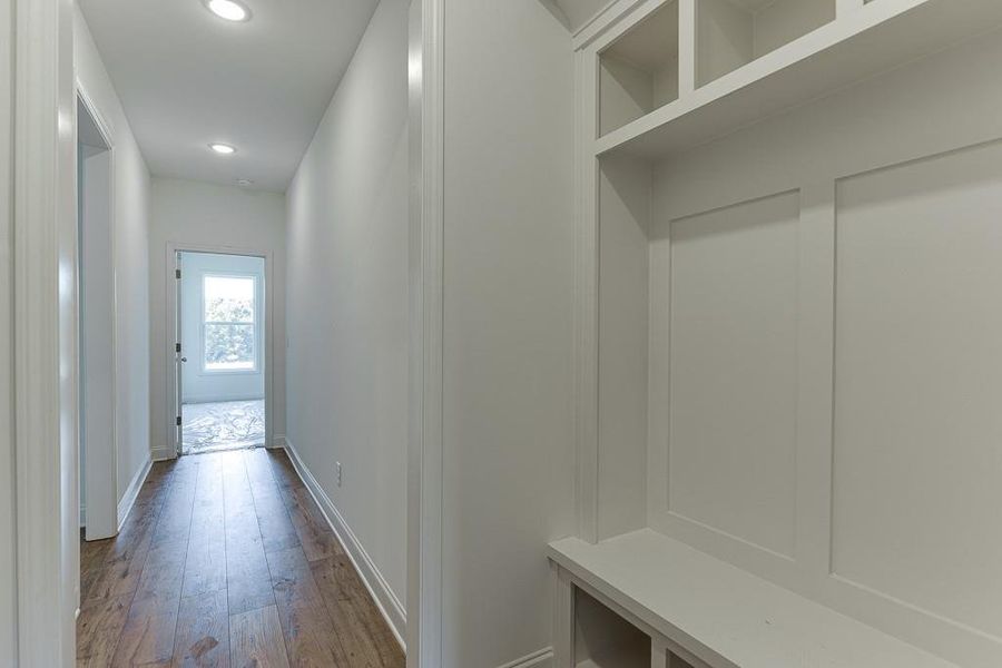 Spacious, unfurnished interior of a new home in , Jefferson (Image 20).