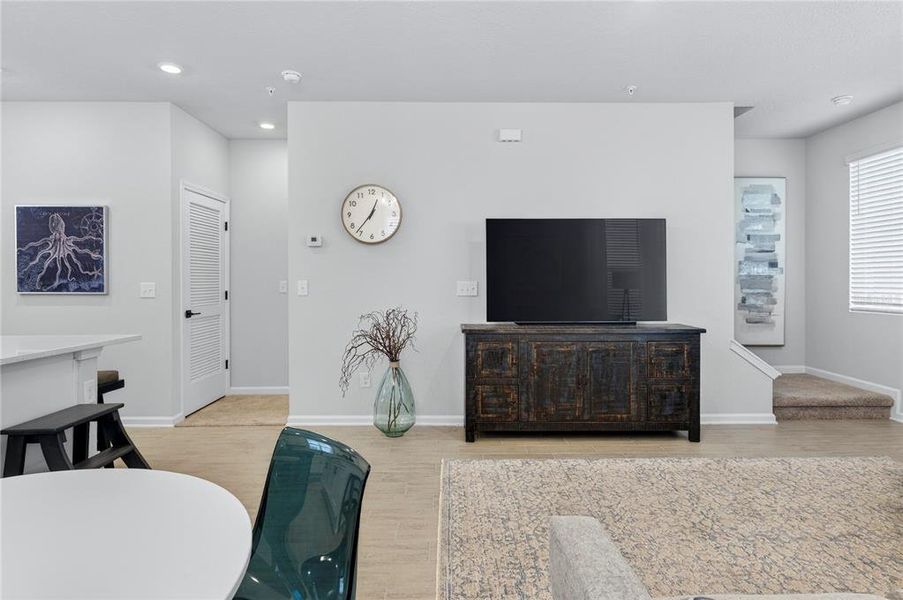 Furnished interior view inside a new home in , Jacksonville (Image 51).