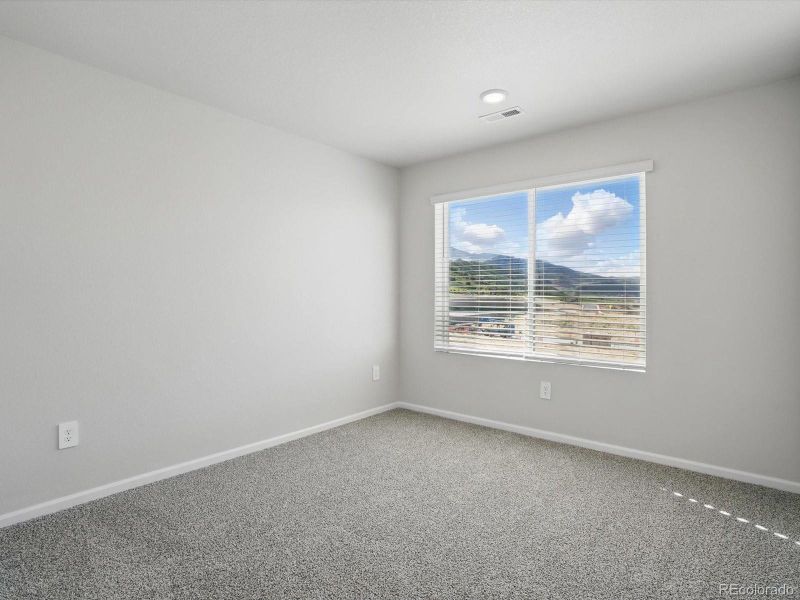 Spacious, unfurnished interior of a new home in Three Hills, Morrison (Image 16).