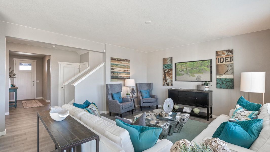 Furnished interior view inside a new home in Silver Peaks, Lochbuie (Image 7). Furnished interior view inside a new home in Silver Peaks, Lochbuie (Image 7).