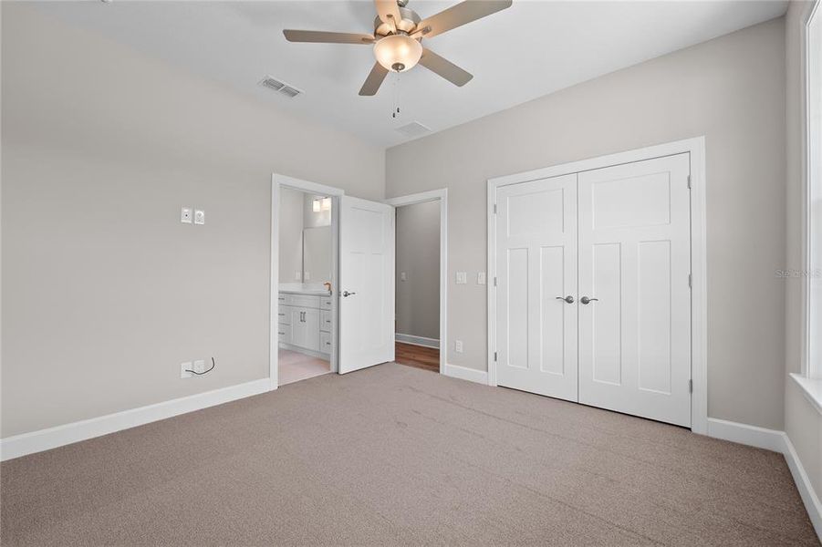 Spacious, unfurnished interior of a new home in , Mulberry (Image 19).
