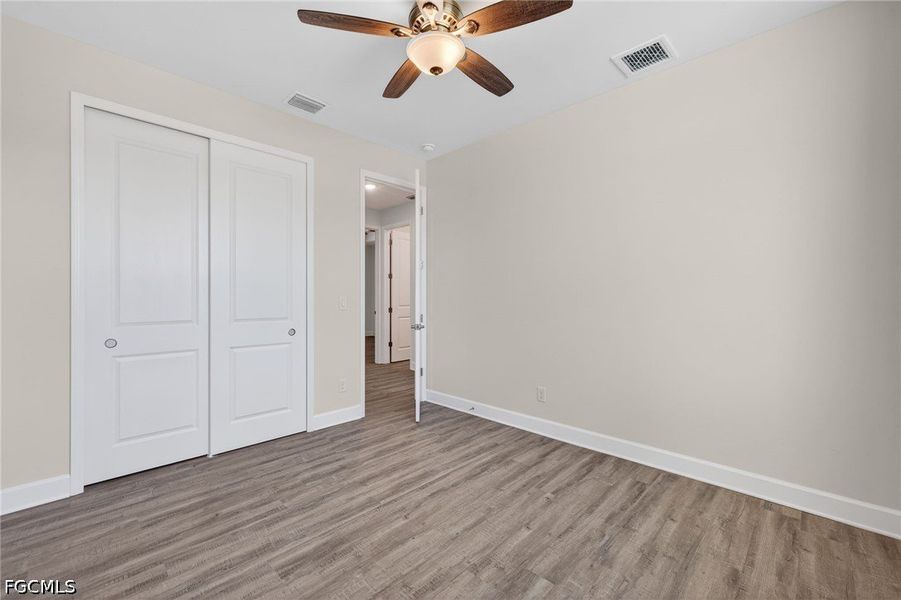 Spacious, unfurnished interior of a new home in Cape Coral, Cape Coral (Image 25).