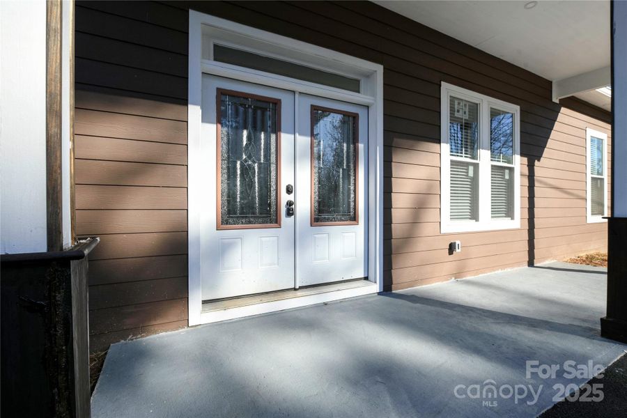 Image 17 of a home in .