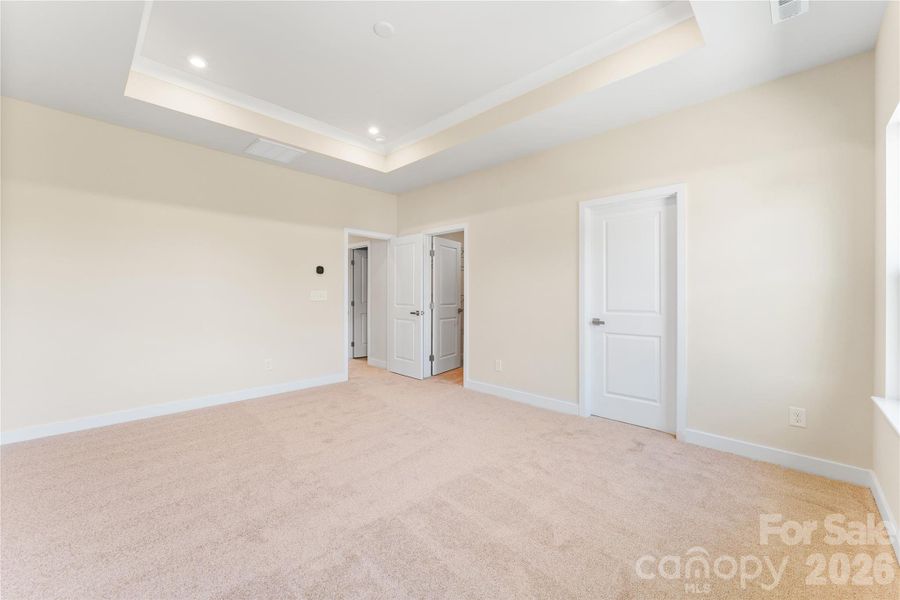 Spacious, unfurnished interior of a new home in Stowe Branch Townhomes, Charlotte (Image 15). Spacious, unfurnished interior of a new home in Stowe Branch Townhomes, Charlotte (Image 15).