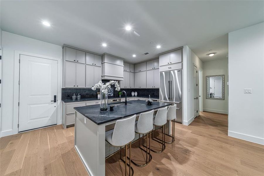 Furnished interior view inside a new home in , Dallas (Image 5). Furnished interior view inside a new home in , Dallas (Image 5).