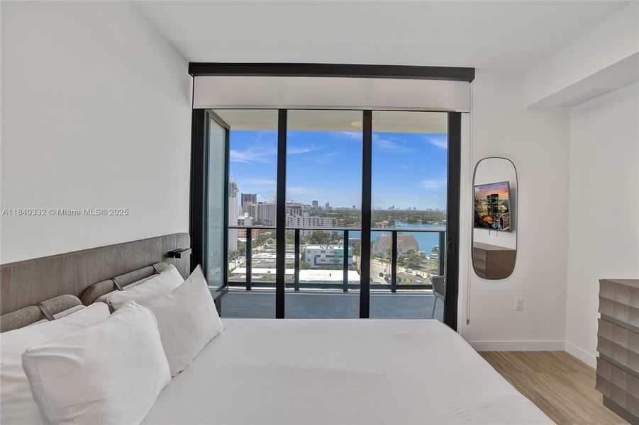 Image 40 of a home in .